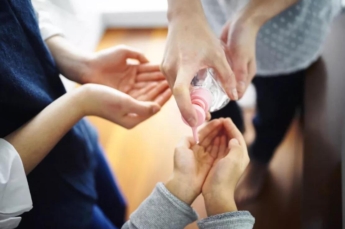 使用酒精和84消毒液,务必注意这些安全问题